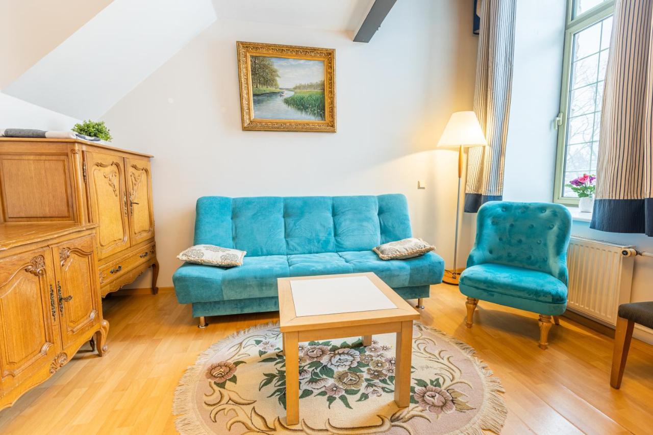 Daily Apartments - Split Level Apartment Near Port Tallin Exterior foto